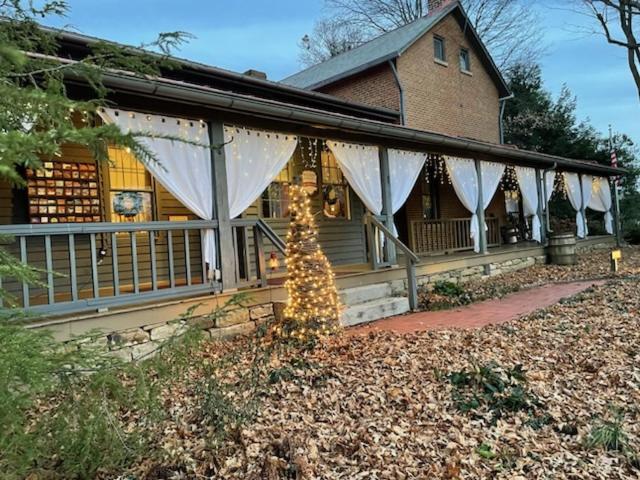 Watson Estate Bnb & Deer Creek Winery Uniontown Eksteriør bilde